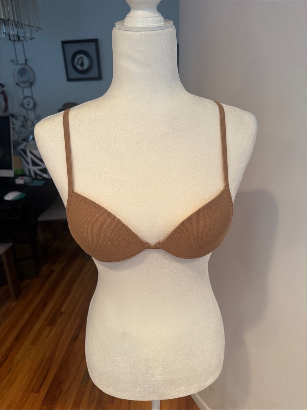 La perla new T-Shirt Bra in nude